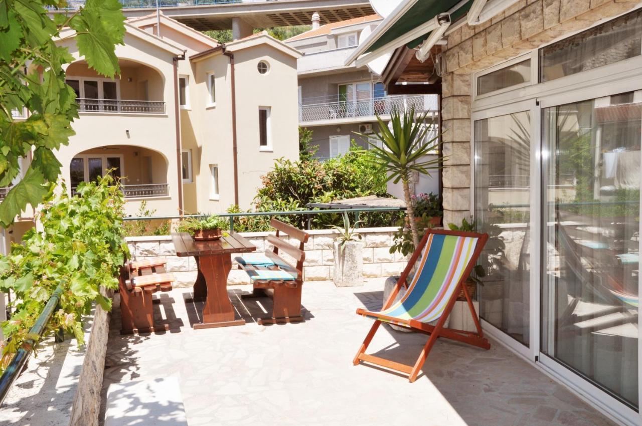 Apartmani Antunovic Podgora Εξωτερικό φωτογραφία